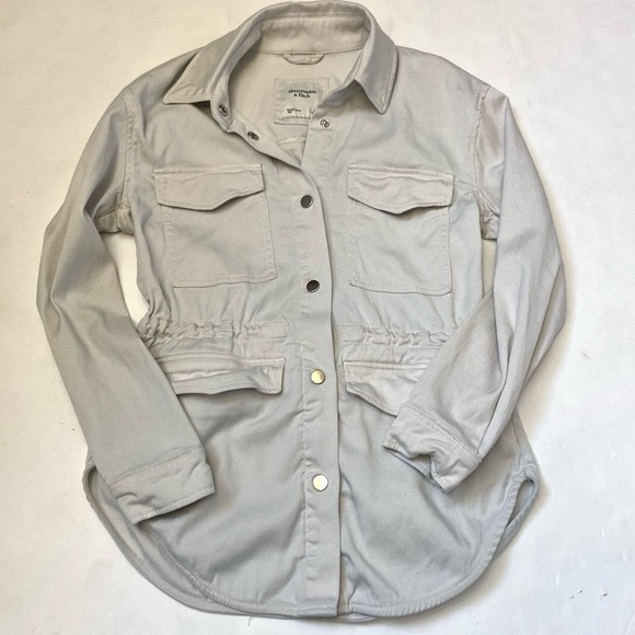 COPY - Abercrombie & Fitch Utility Shacket - Picture 2 of 14